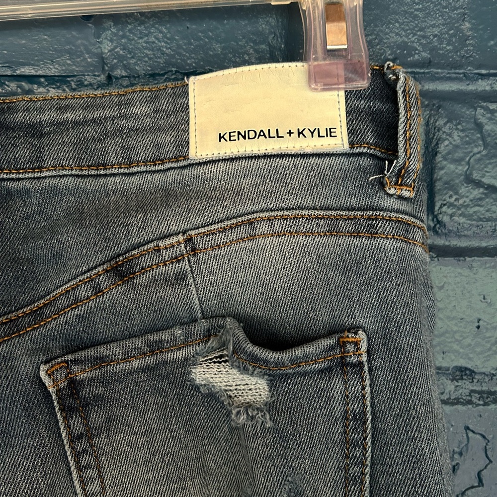 Kendall & Kylie Blue Straight Leg Jeans with Distressed Details - Picture 5 of 11